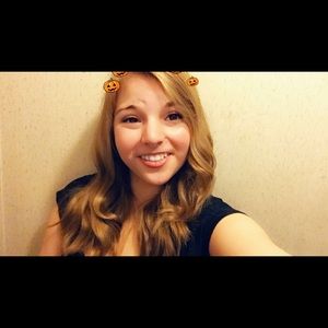 Meet your Posher, Kristen